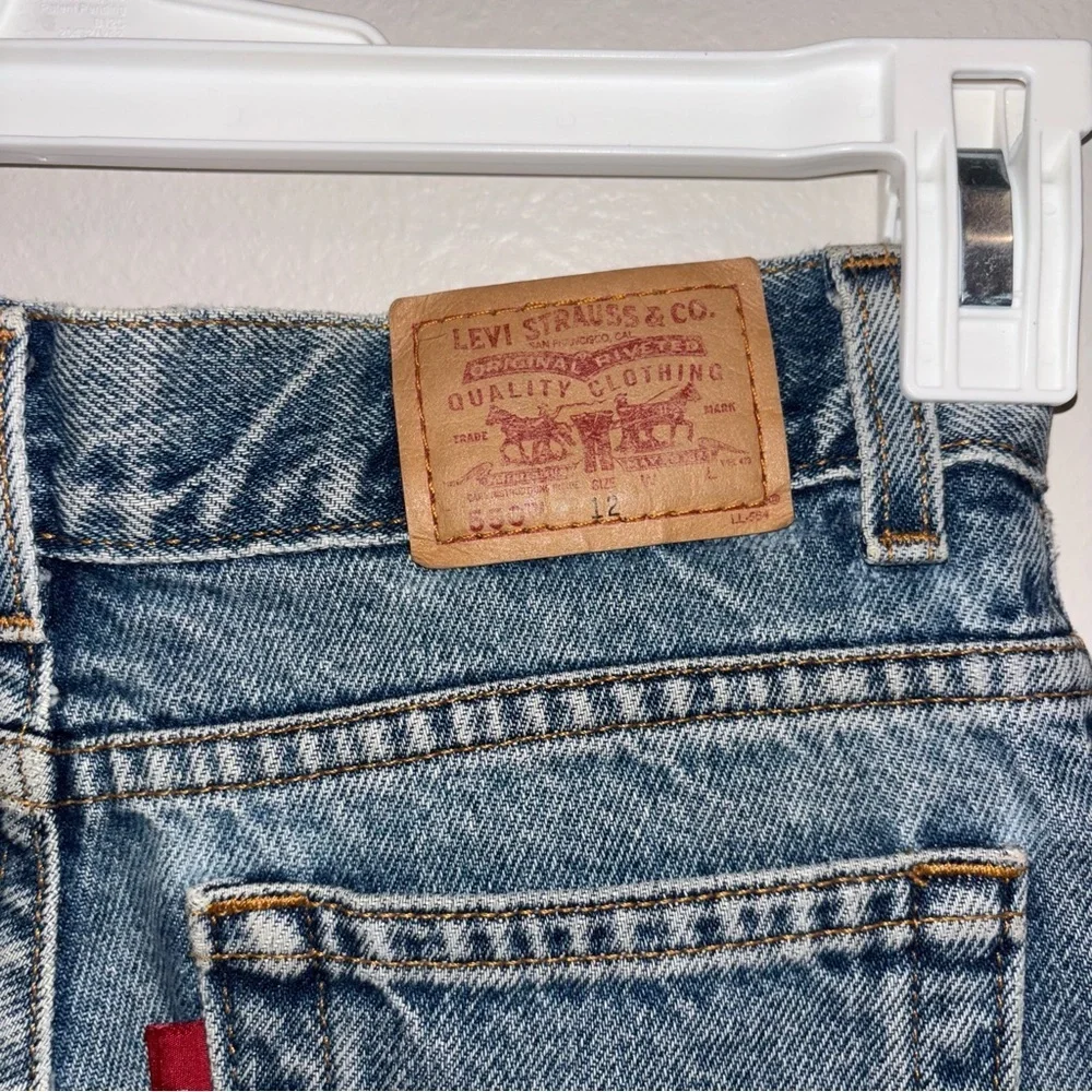 Levi's 550 Size 12 Relaxed Fit Blue Jeans - Picture 7 of 8